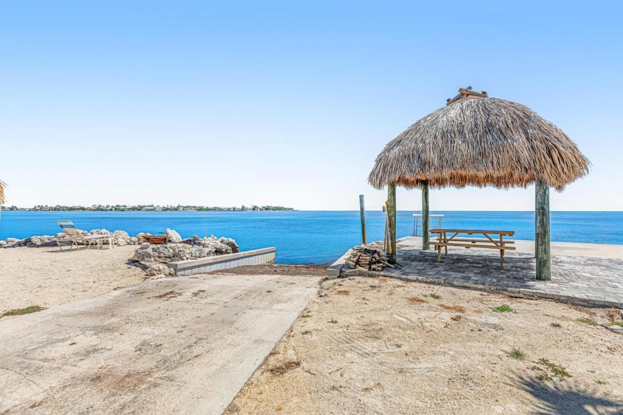 ホテル Ocean Isles 50 マラソン エクステリア 写真