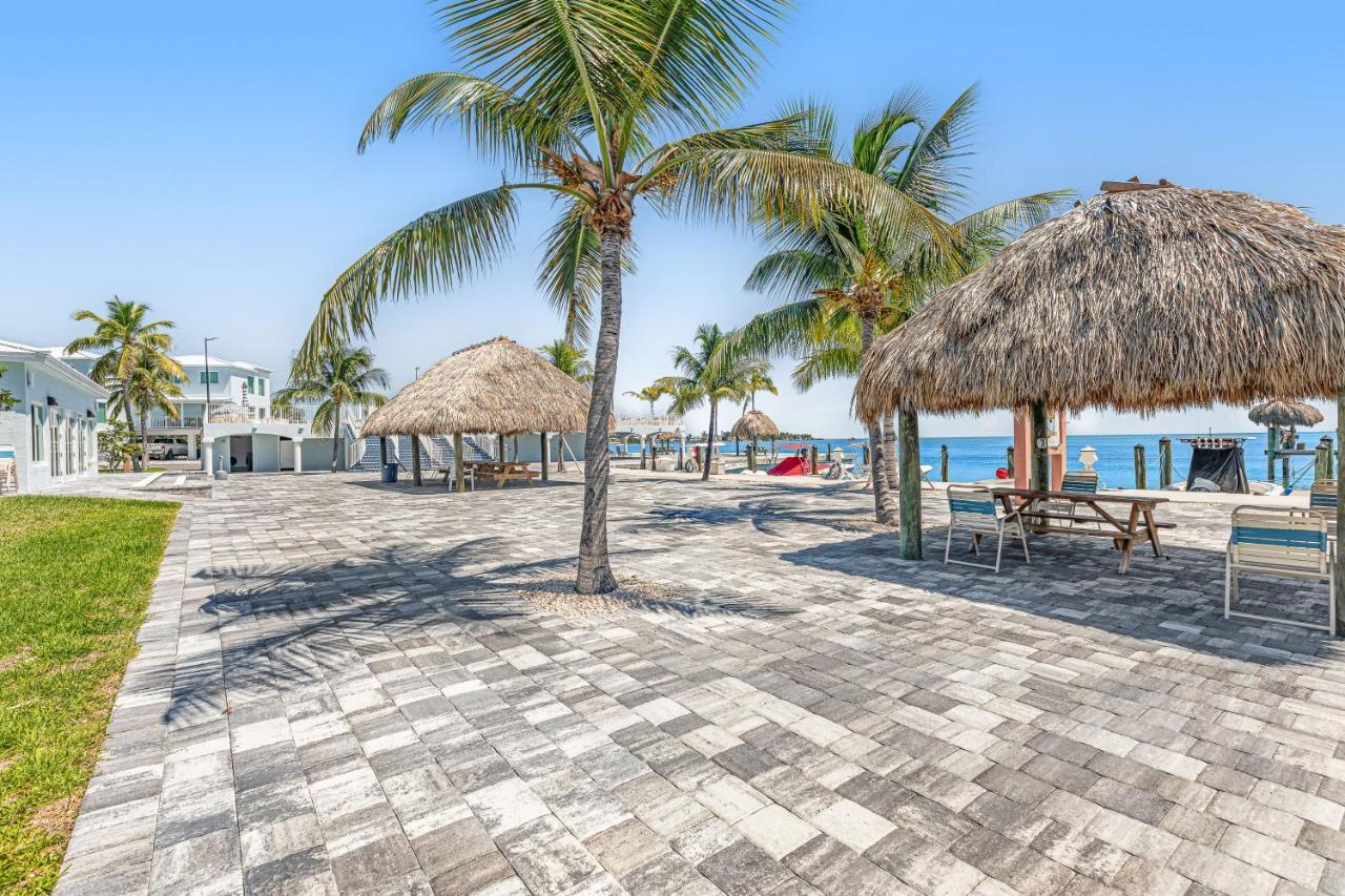 ホテル Ocean Isles 50 マラソン エクステリア 写真